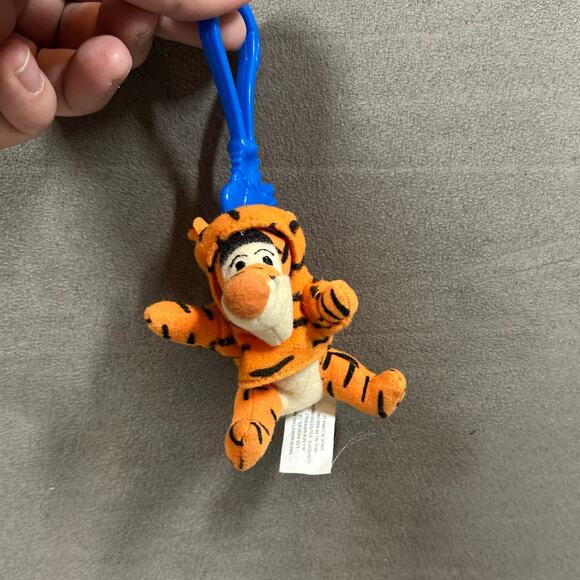 Disney Tigger Movie McDonald's Keychain Clip Charm Winnie the Pooh Plush Toy - Picture 1 of 10